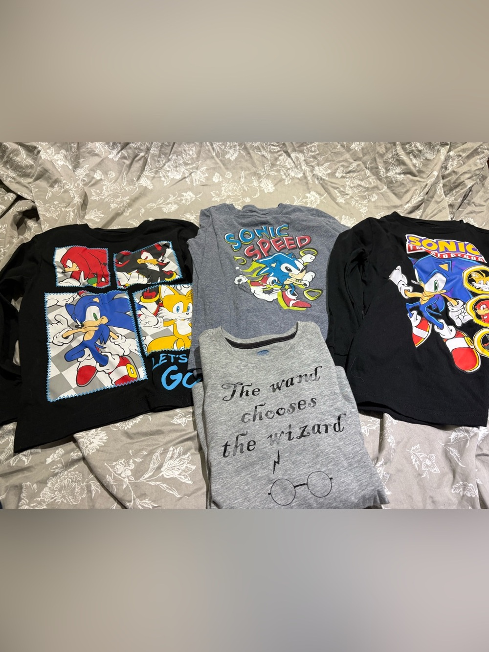 Boys long sleeve tees 4pcs sonic Harry Potter small 6/7